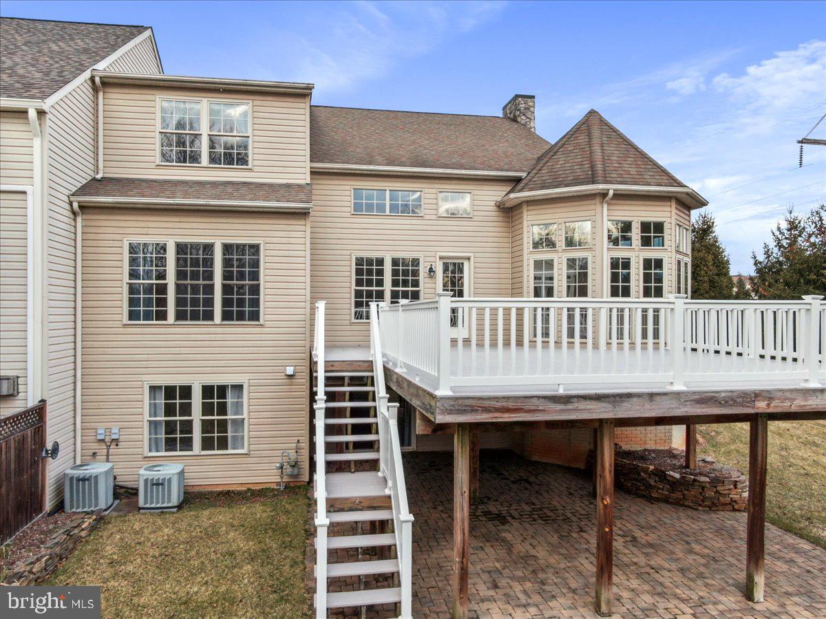 WORMANS MILL - Residential