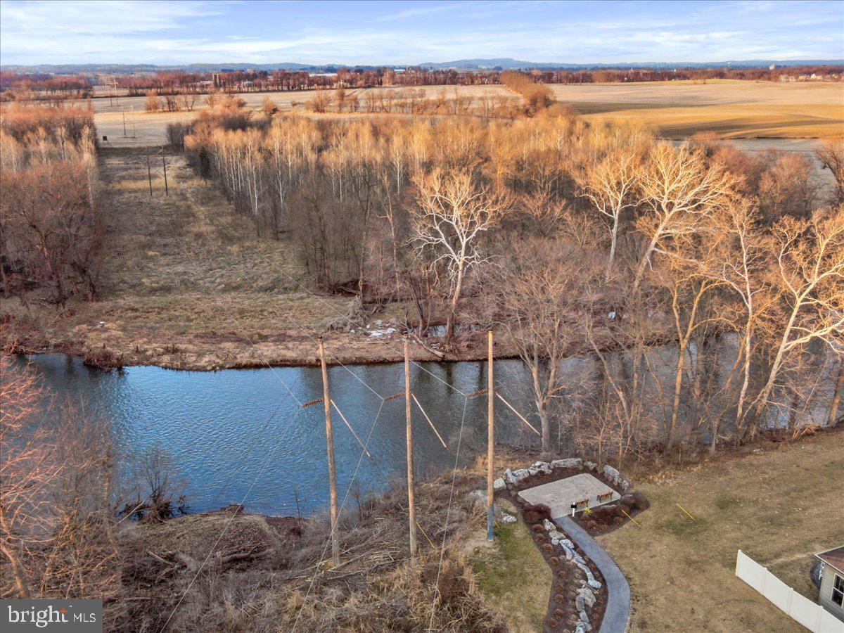 WORMANS MILL - Residential