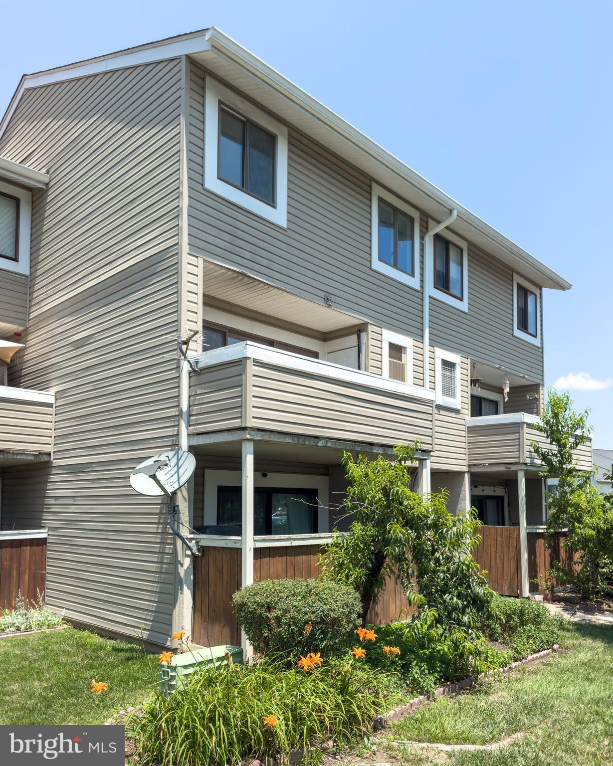 THE VILLAGES CONDO - Residential