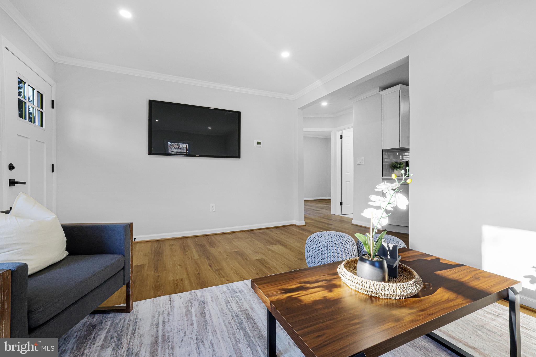 VEIRS MILL VILLAGE - Residential