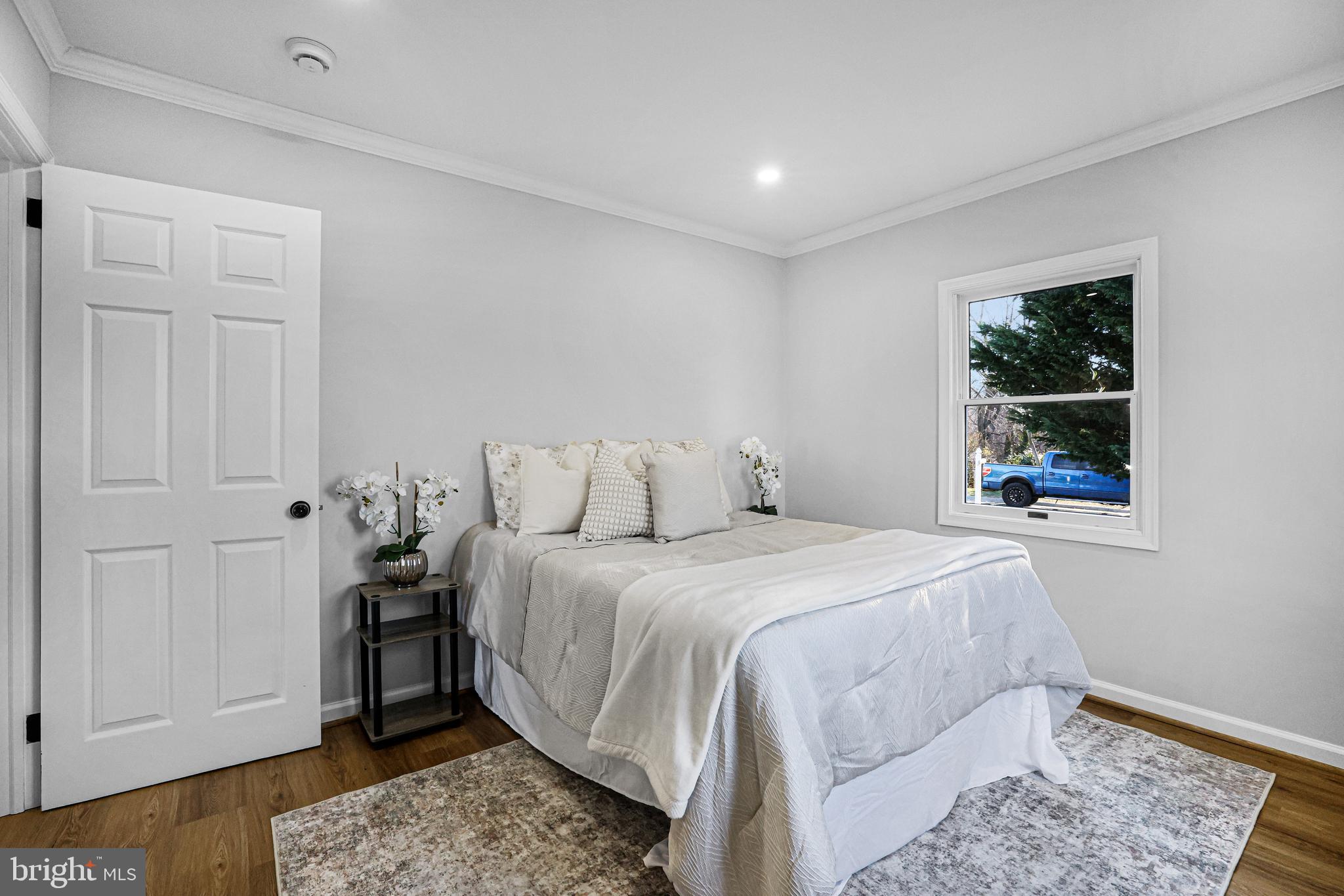 VEIRS MILL VILLAGE - Residential