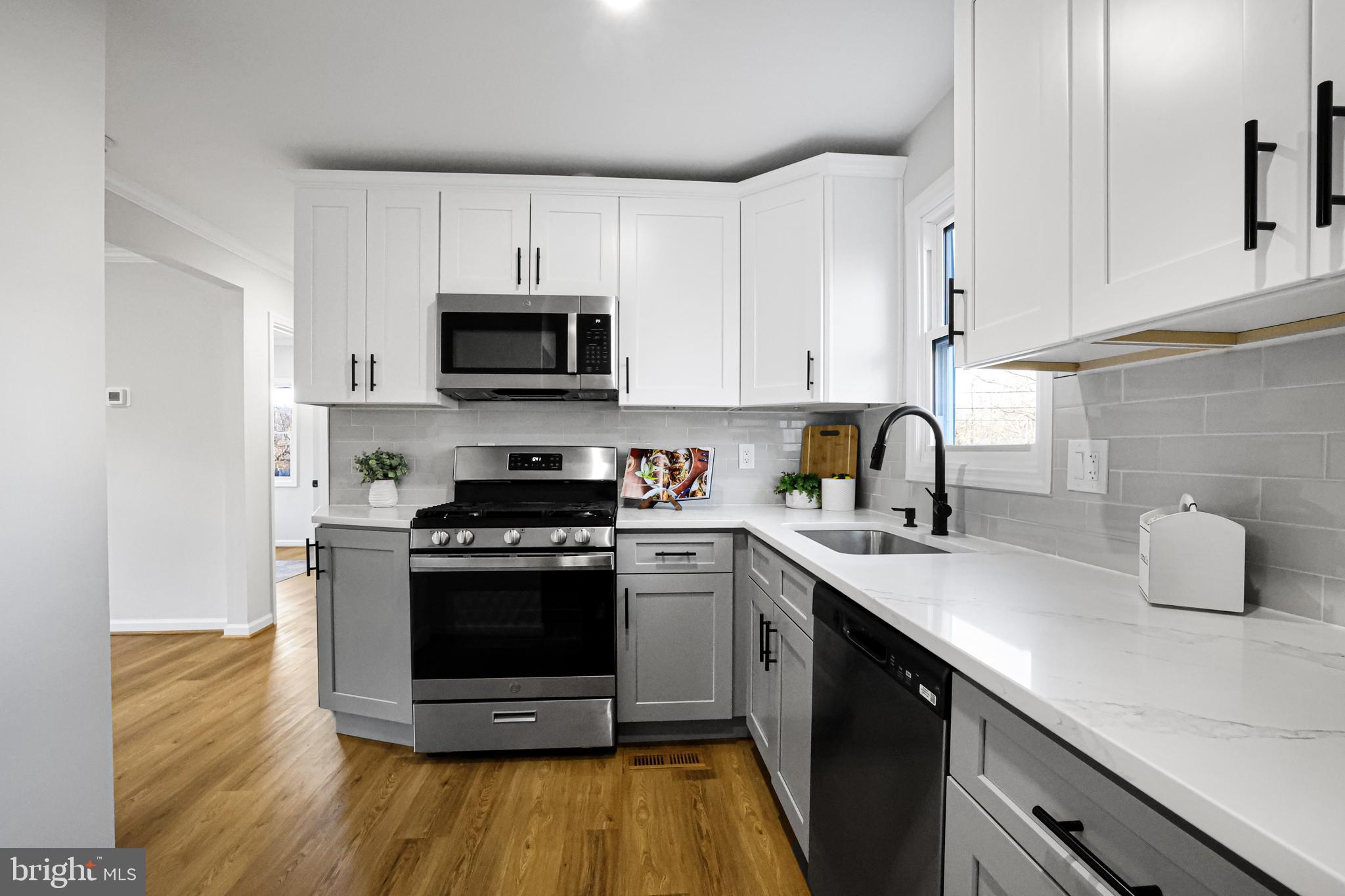 VEIRS MILL VILLAGE - Residential