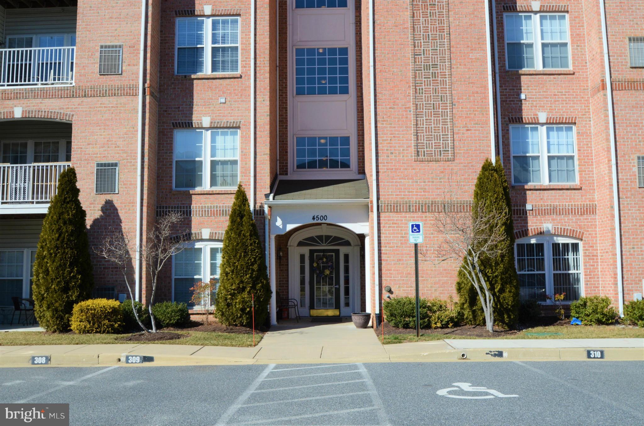 PERRY HALL FARMS - Residential