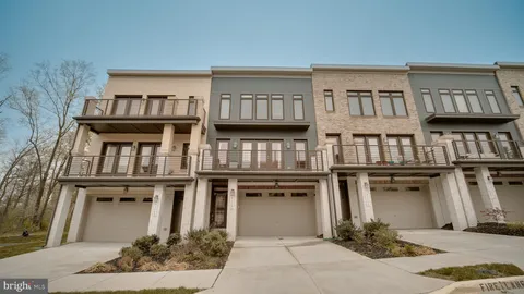 43067 Pony Truck Terrace, Ashburn, VA MLS: VALO2093712