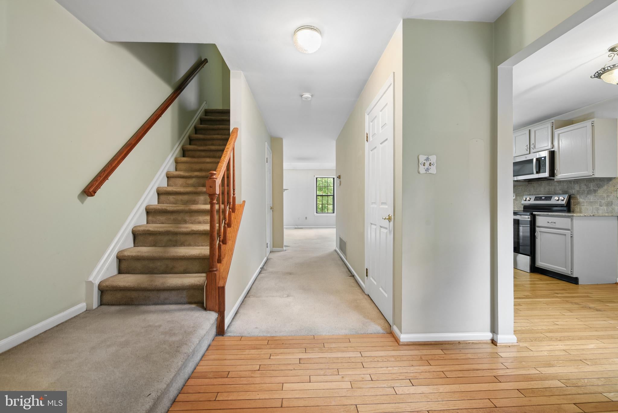 797 BRETTINGHAM COURT 706D