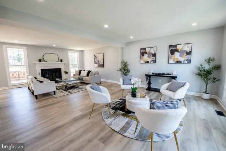 SULLY STATION - Residential