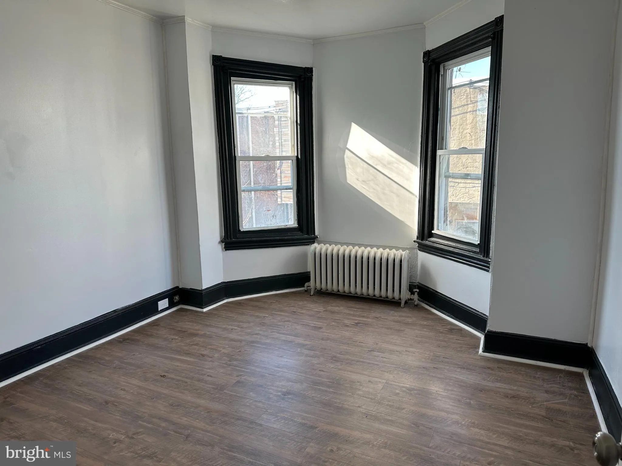 Philadelphia, Pennsylvania 19143, United States, 3 Bedrooms Bedrooms, ,2 BathroomsBathrooms,Residential,Active,64028