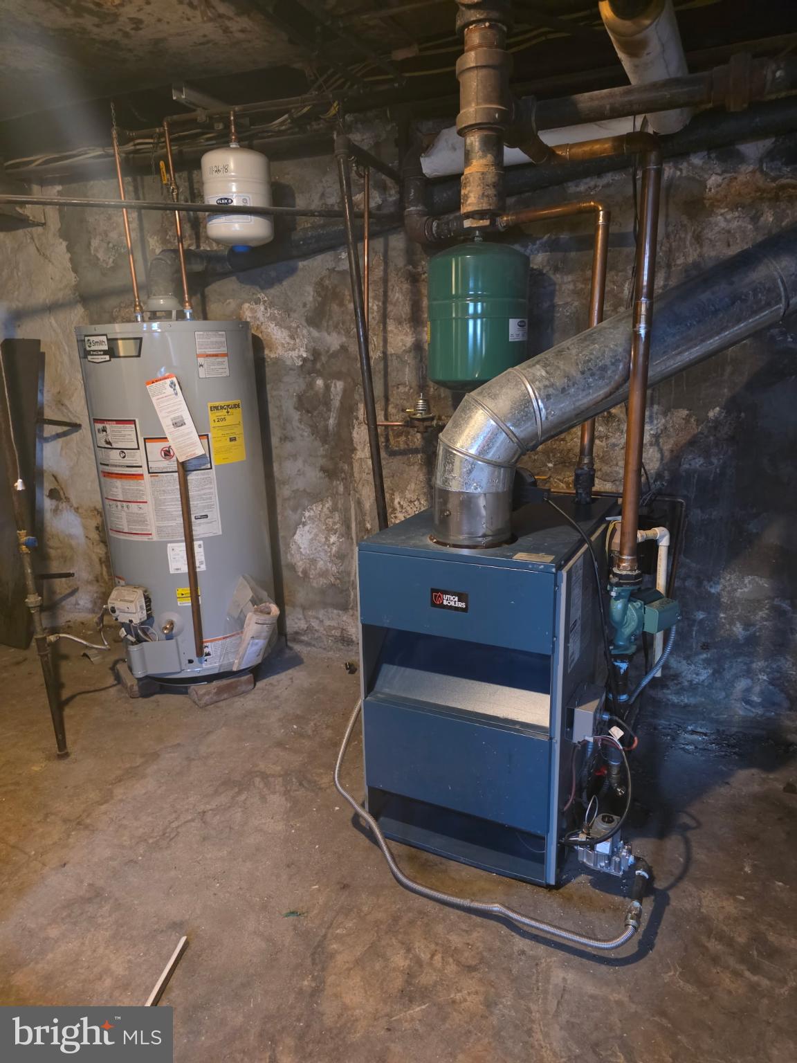 WEST SIDE - Residential