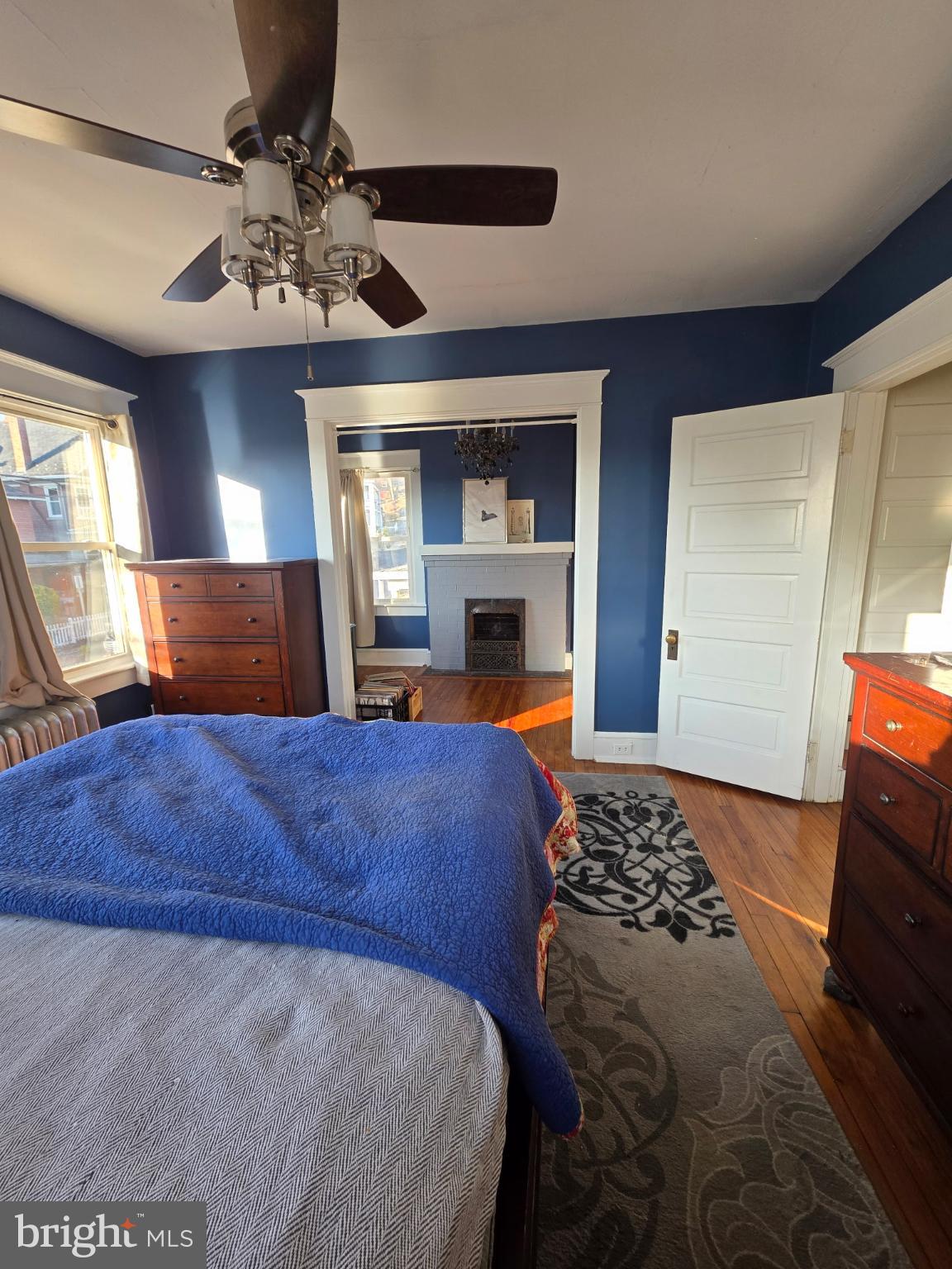 WEST SIDE - Residential