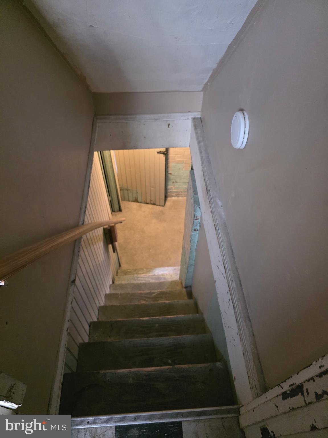 WEST SIDE - Residential