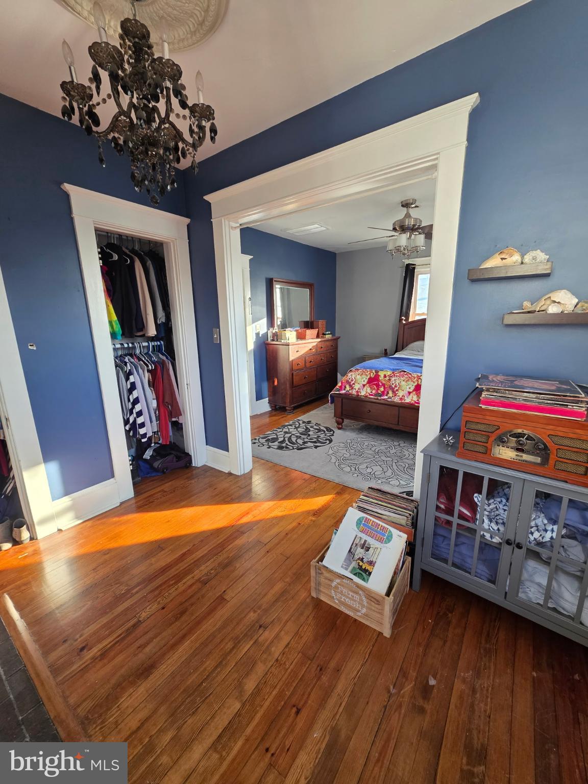 WEST SIDE - Residential