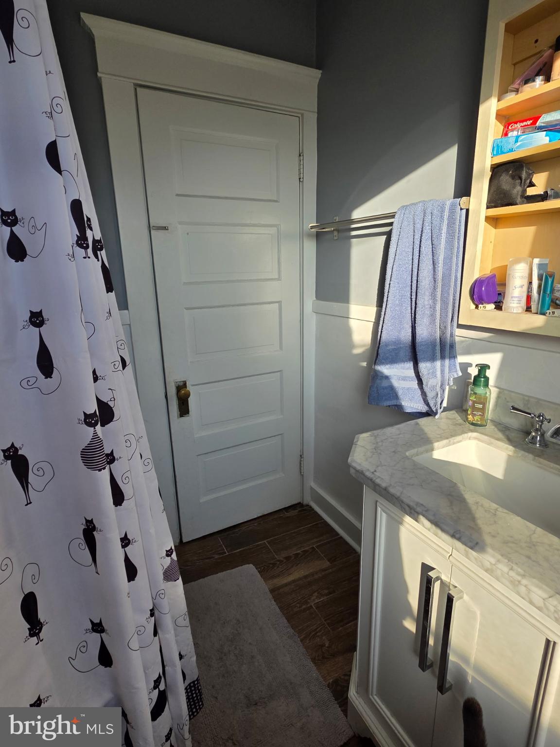 WEST SIDE - Residential