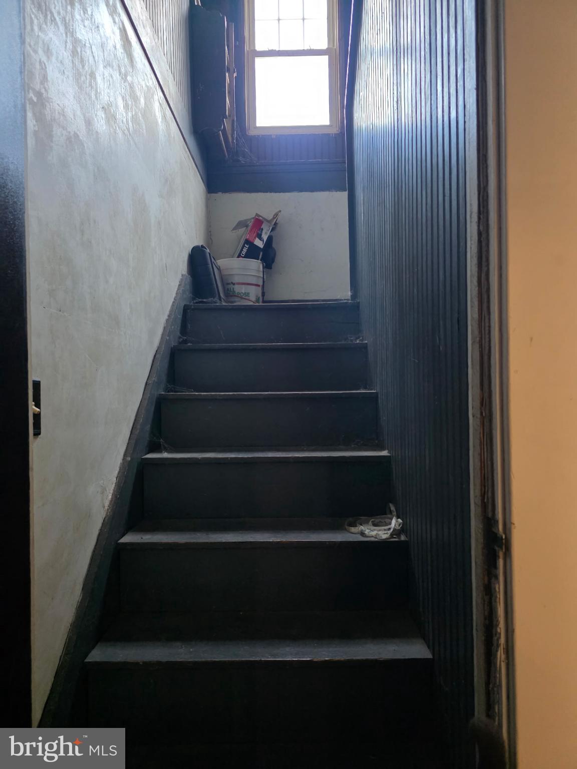 WEST SIDE - Residential