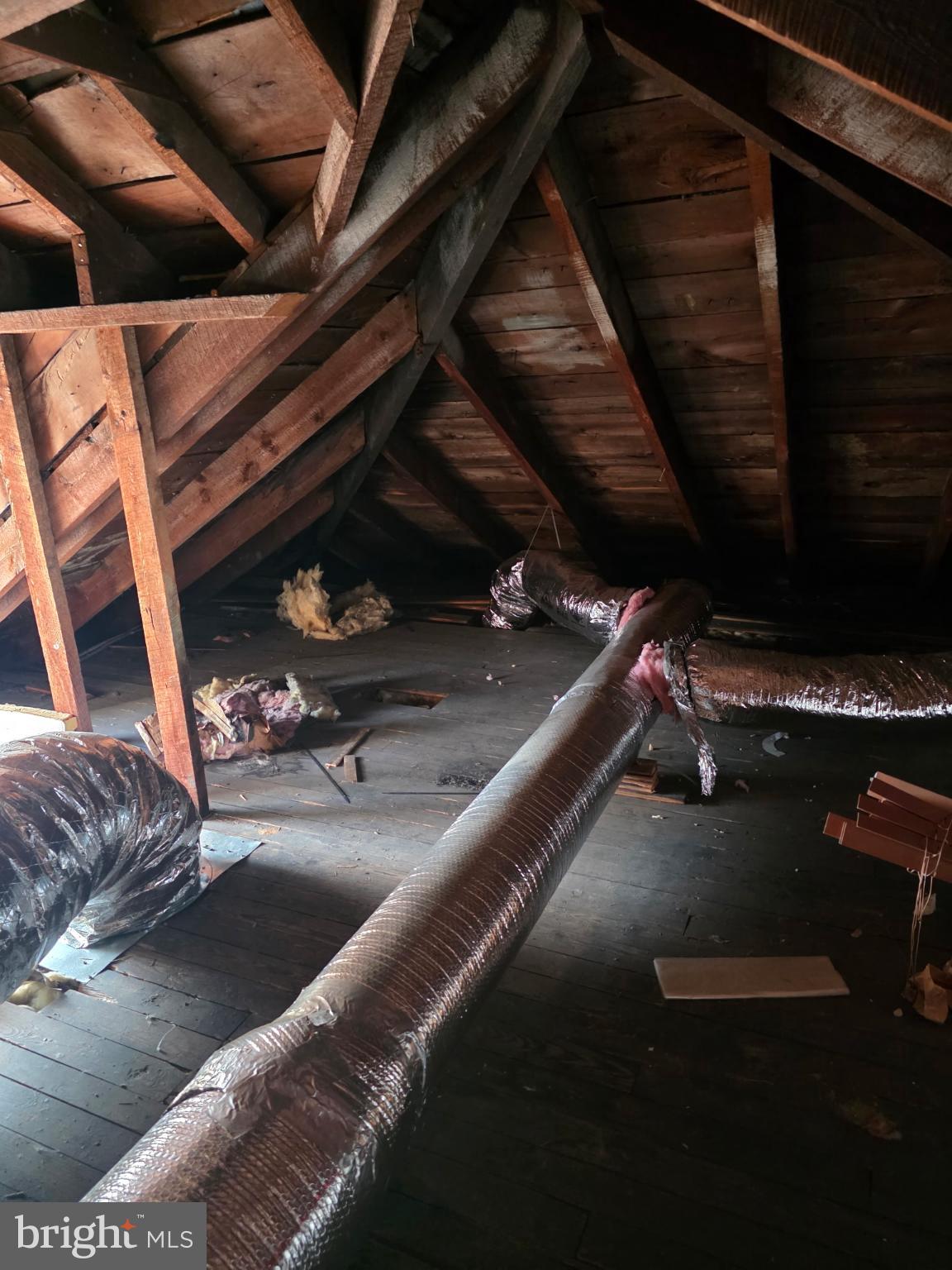 WEST SIDE - Residential