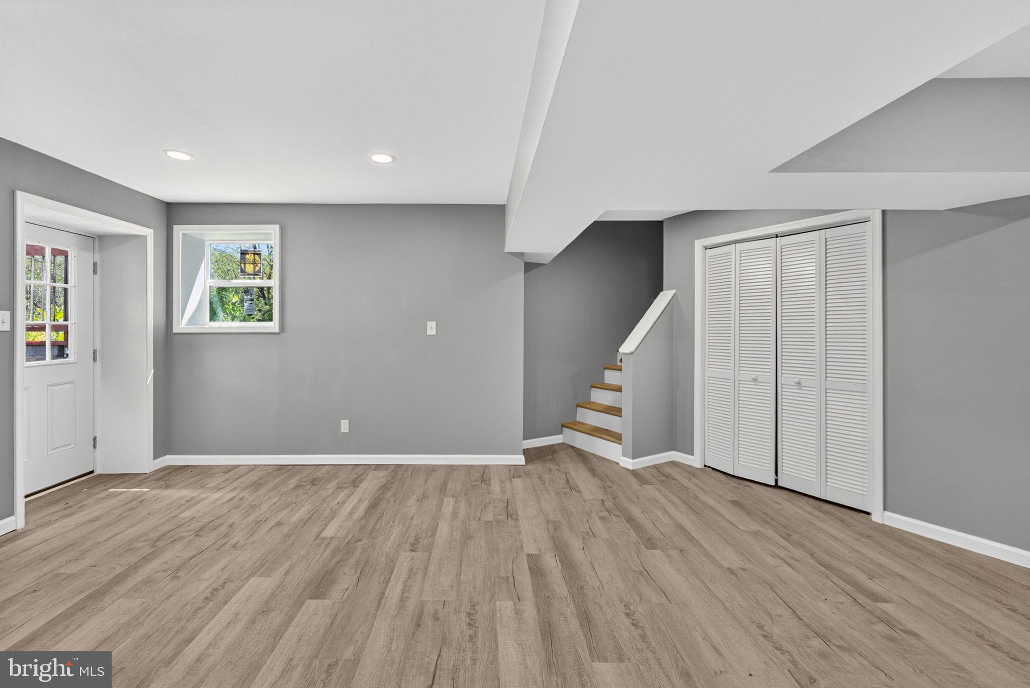 COOPER COMM/NORTH WALES - Residential