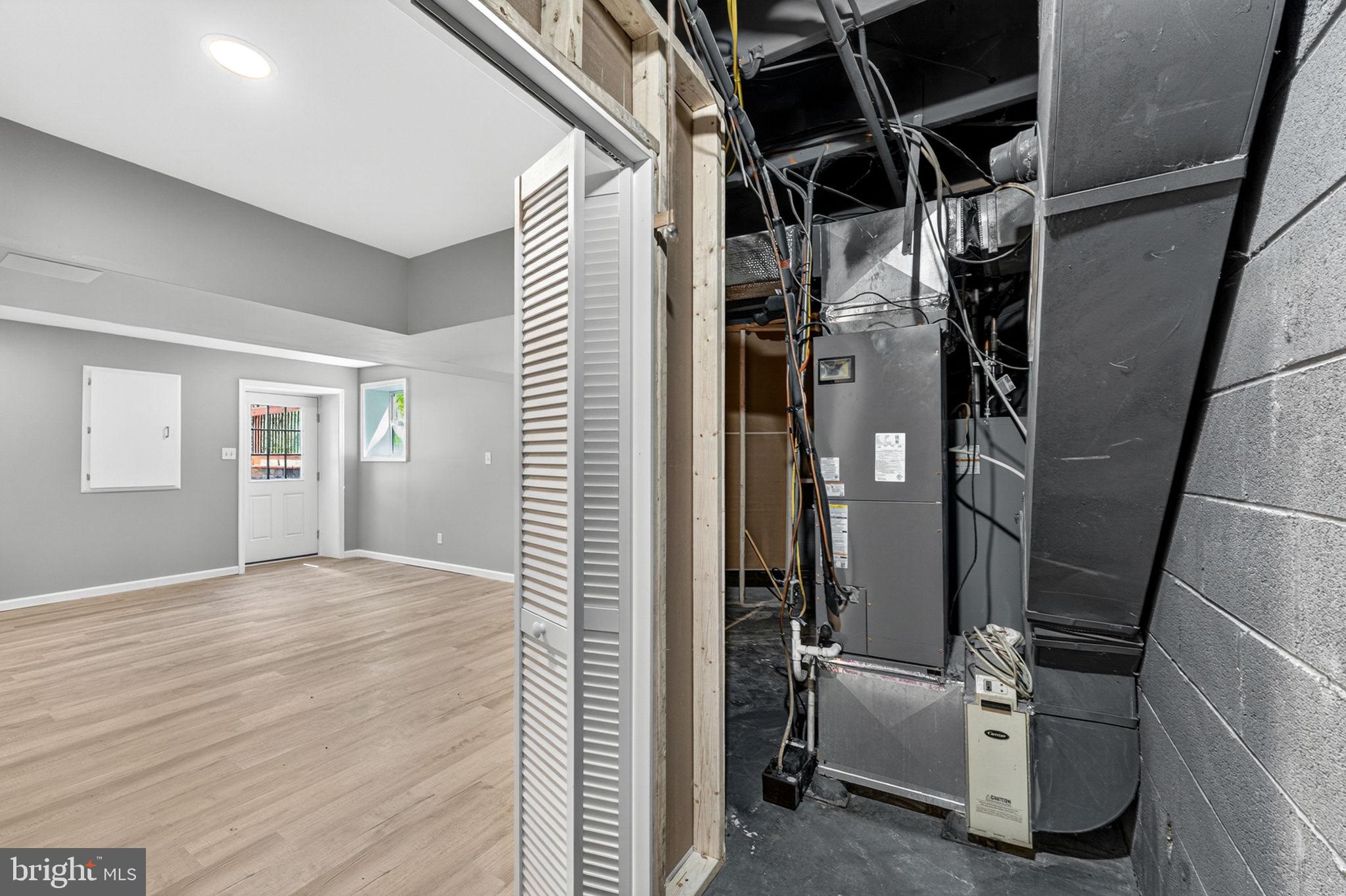 COOPER COMM/NORTH WALES - Residential