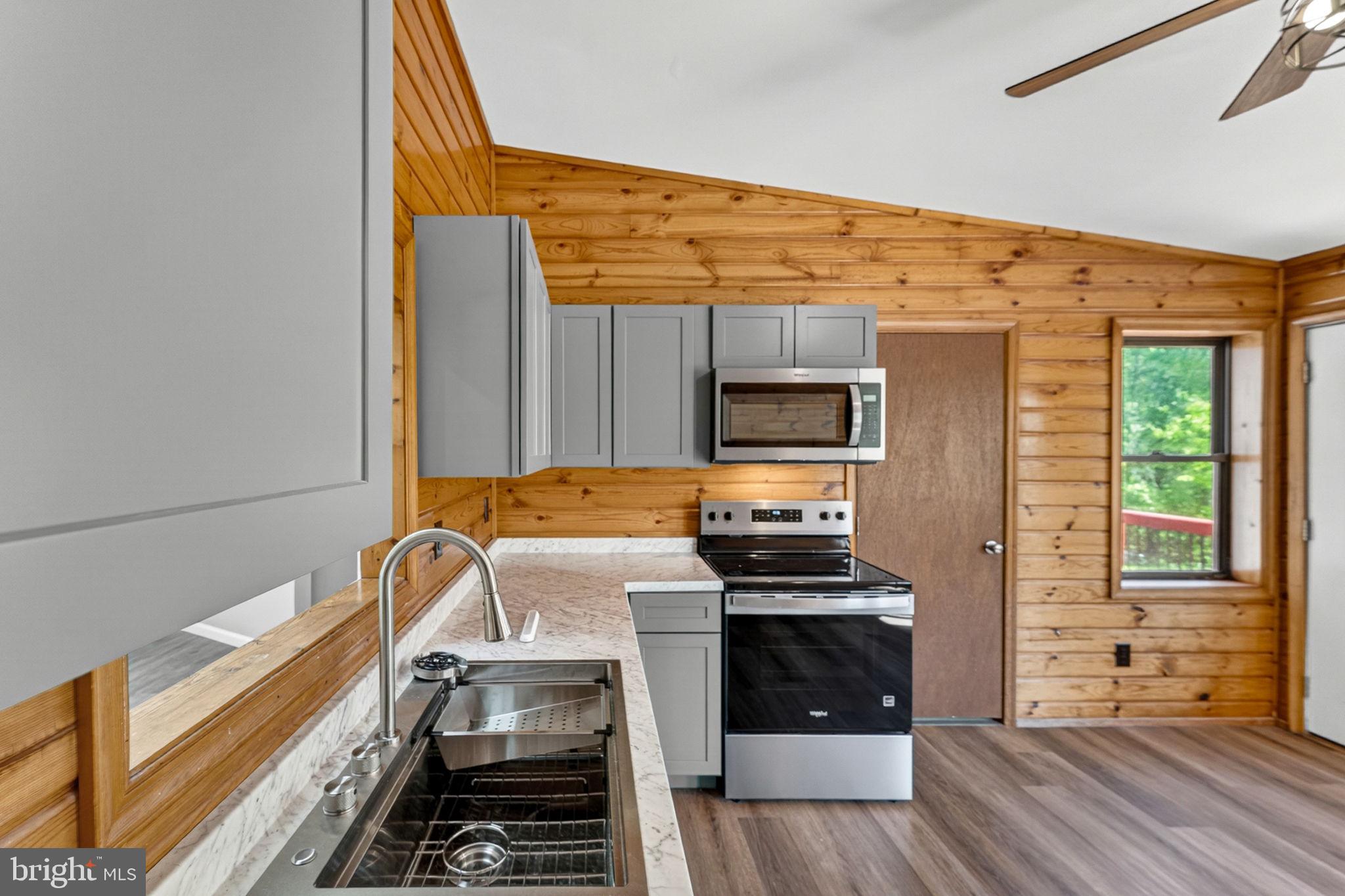 COOPER COMM/NORTH WALES - Residential