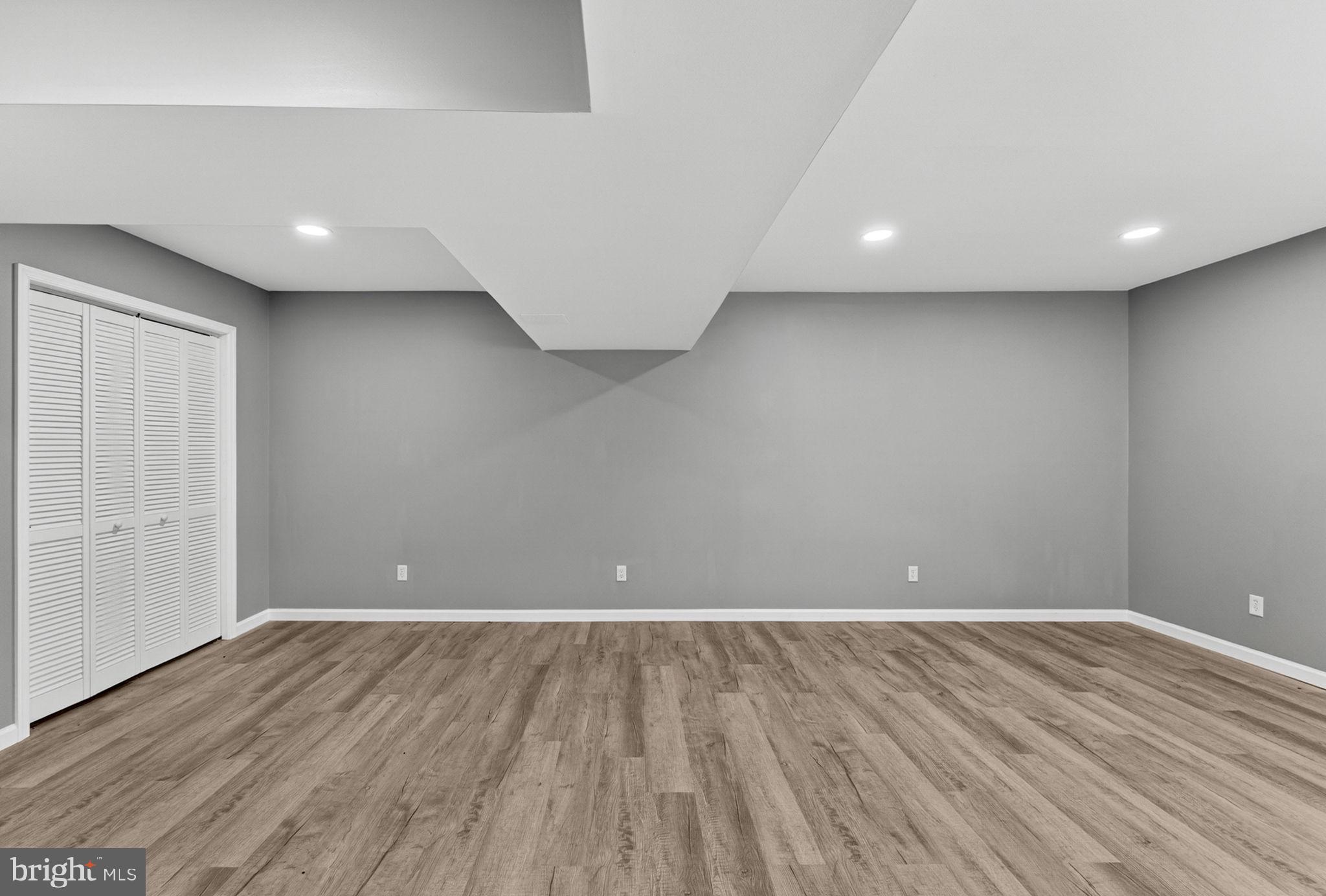 COOPER COMM/NORTH WALES - Residential