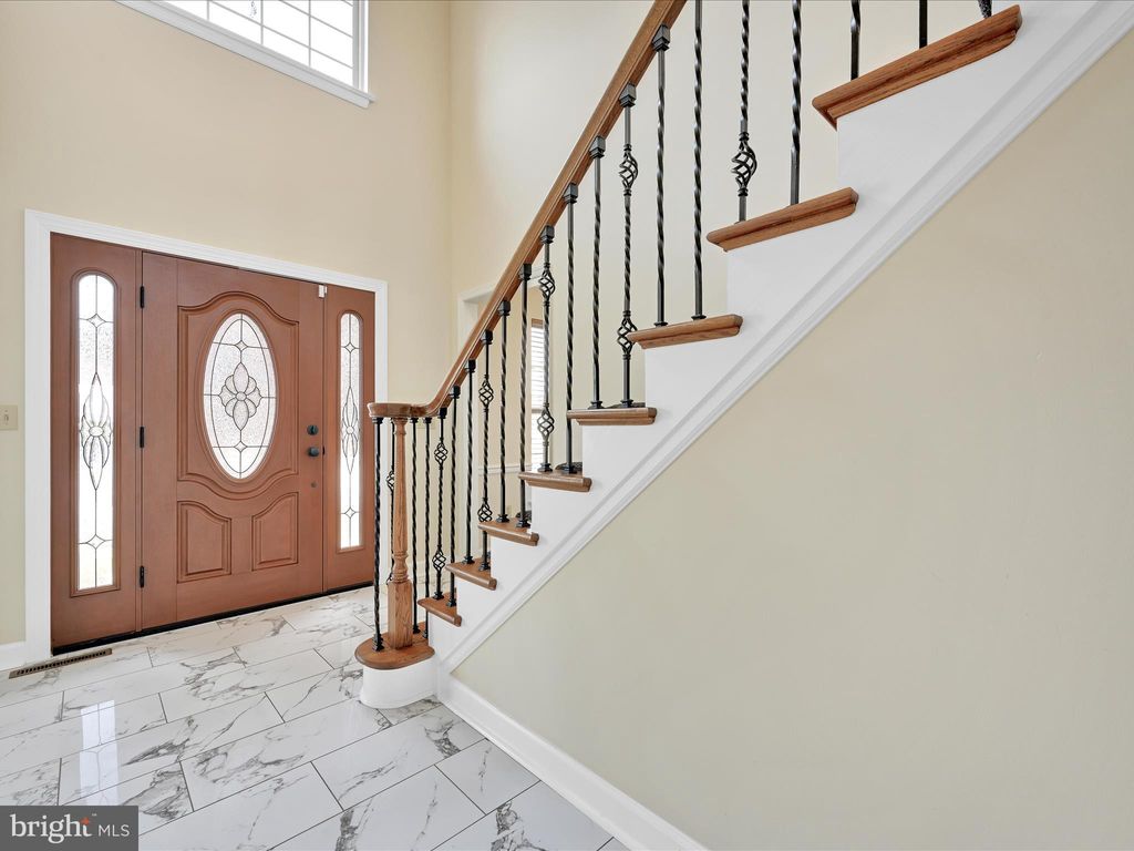 Photo of 133 ROUND HILL LN, LANCASTER, PA 17603 (MLS # PALA2035646)