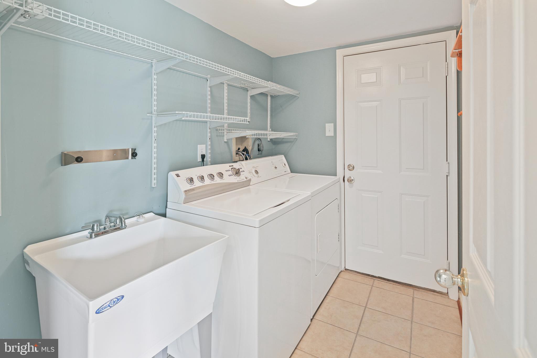 MONTGOMERY MEADOWS - Residential