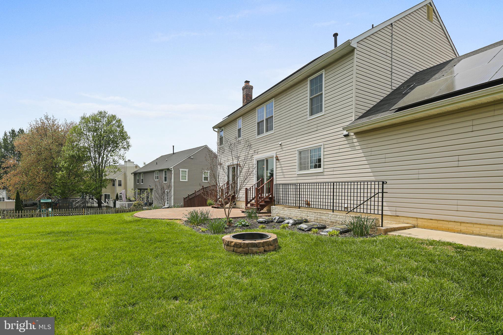 MONTGOMERY MEADOWS - Residential