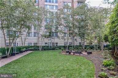 CONTINENTAL - Residential Lease
