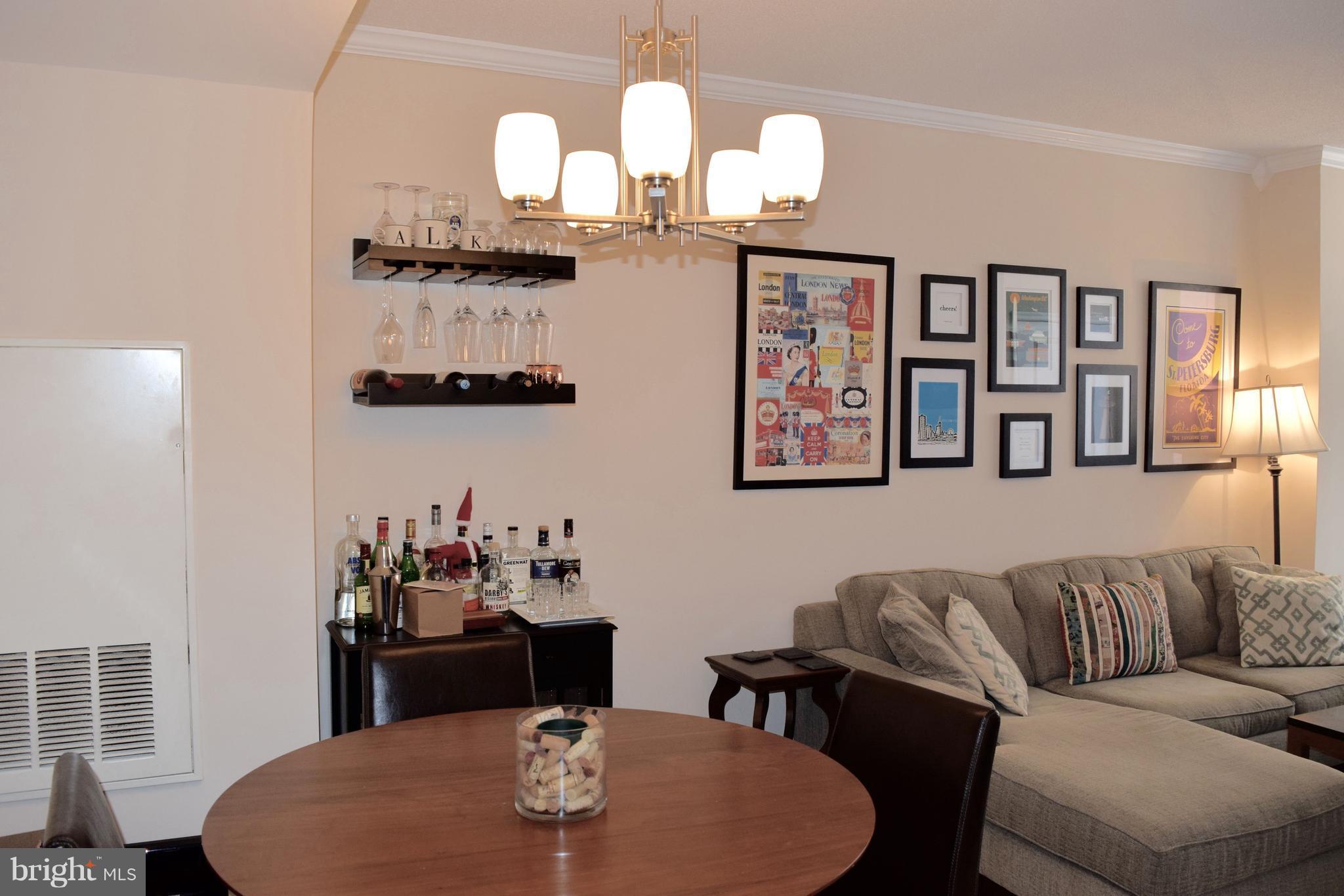 CONTINENTAL - Residential Lease