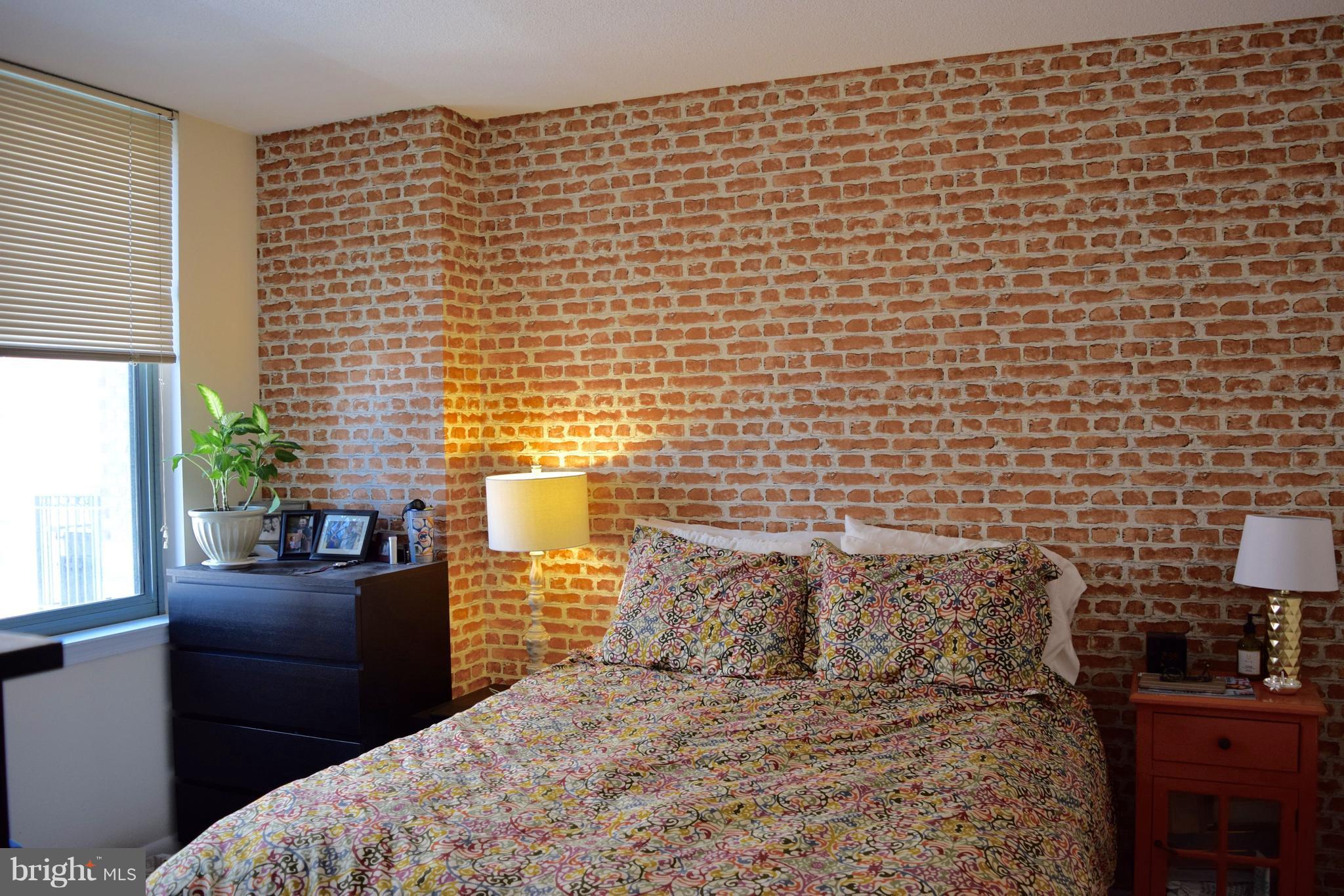CONTINENTAL - Residential Lease