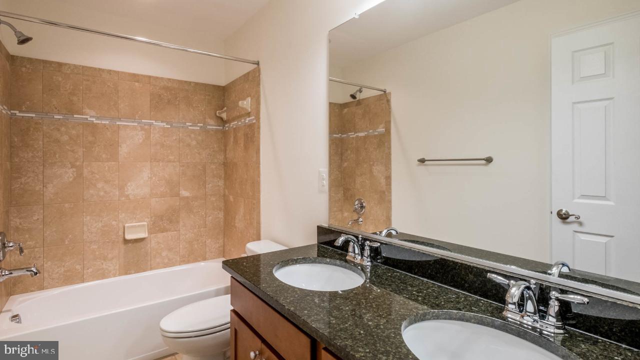 HARWOOD PARK - Residential