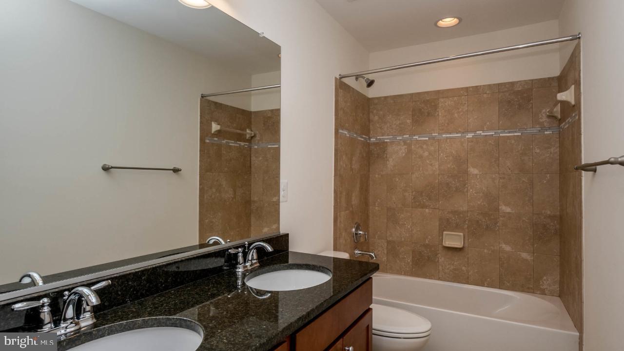 HARWOOD PARK - Residential