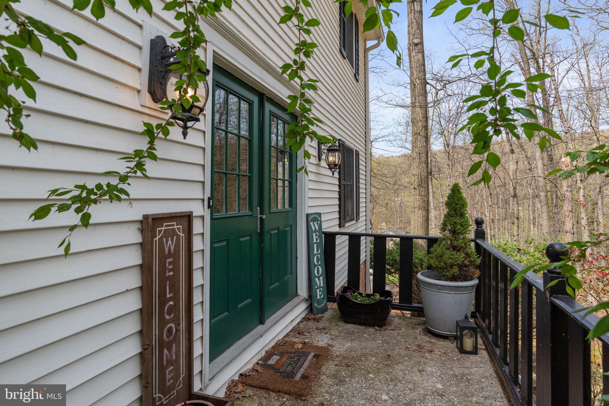 WHITE ROCK ACRES - Residential