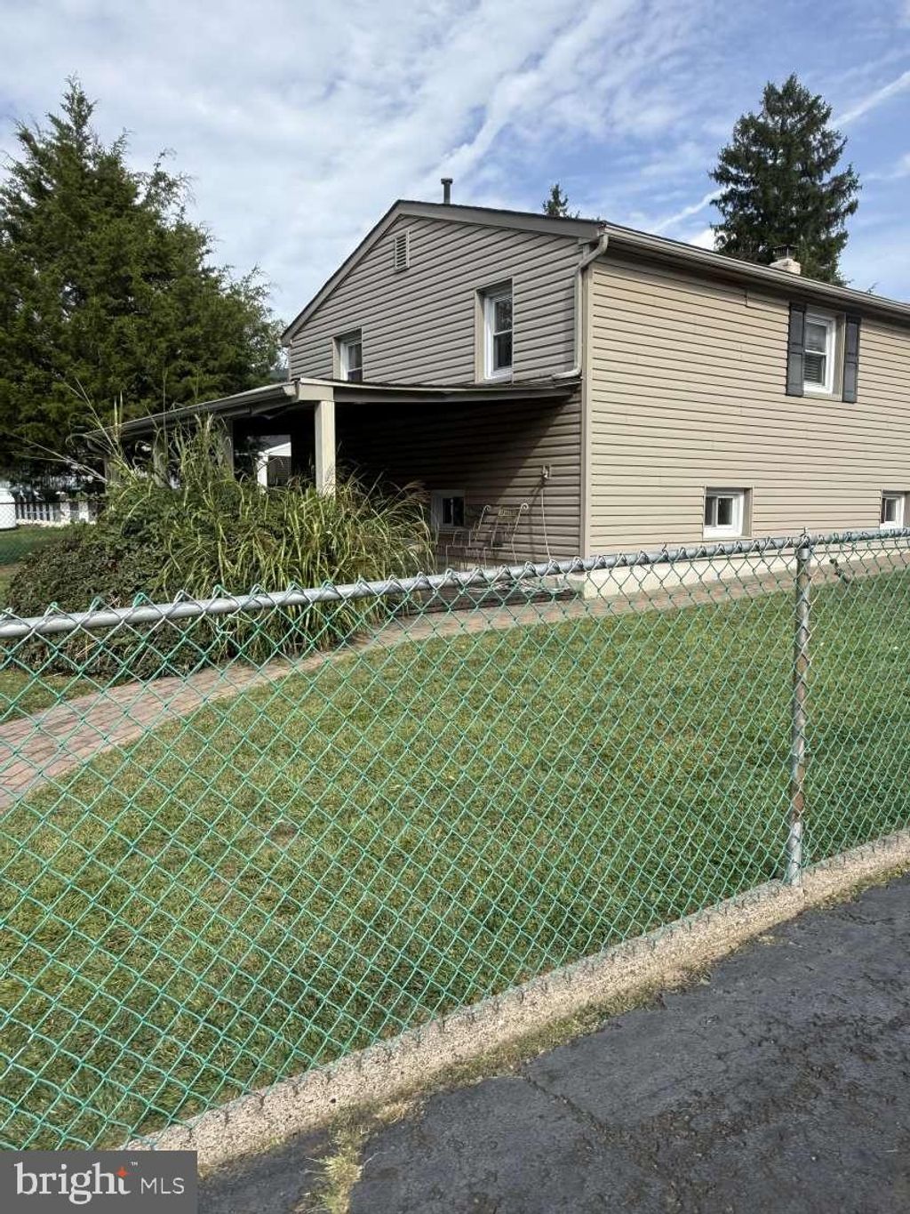 Photo of 1839 Byberry Road, BENSALEM, PA 19020 (MLS # PABU2107344)
