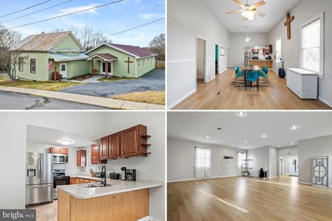 Photo of 6043 Broad Street, MOUNT JACKSON, VA 22842 (MLS # VASH2013474)