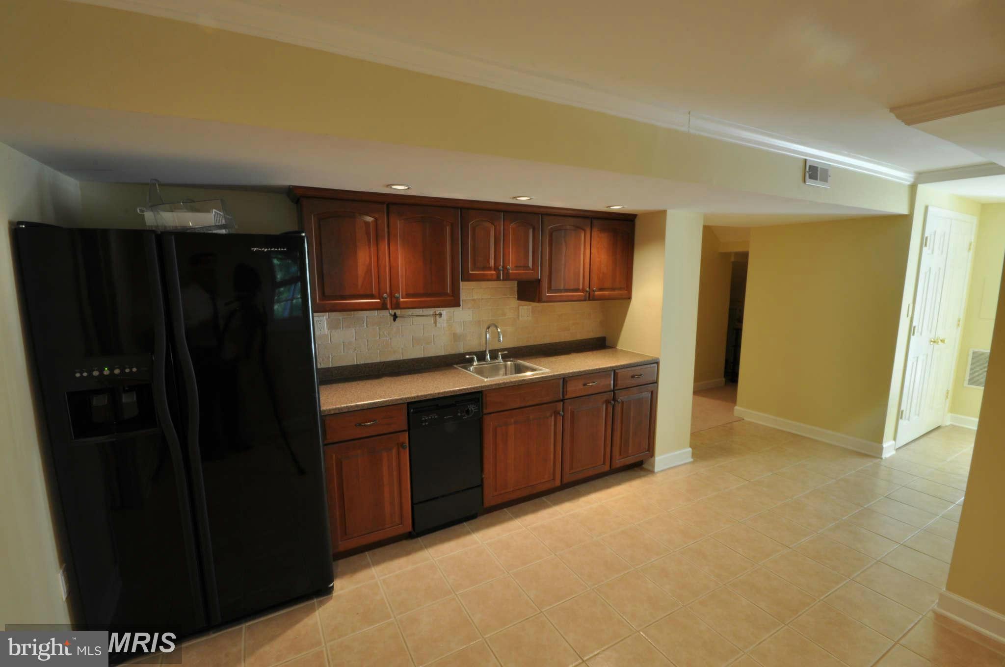 LANGLEY OAKS - Residential Lease