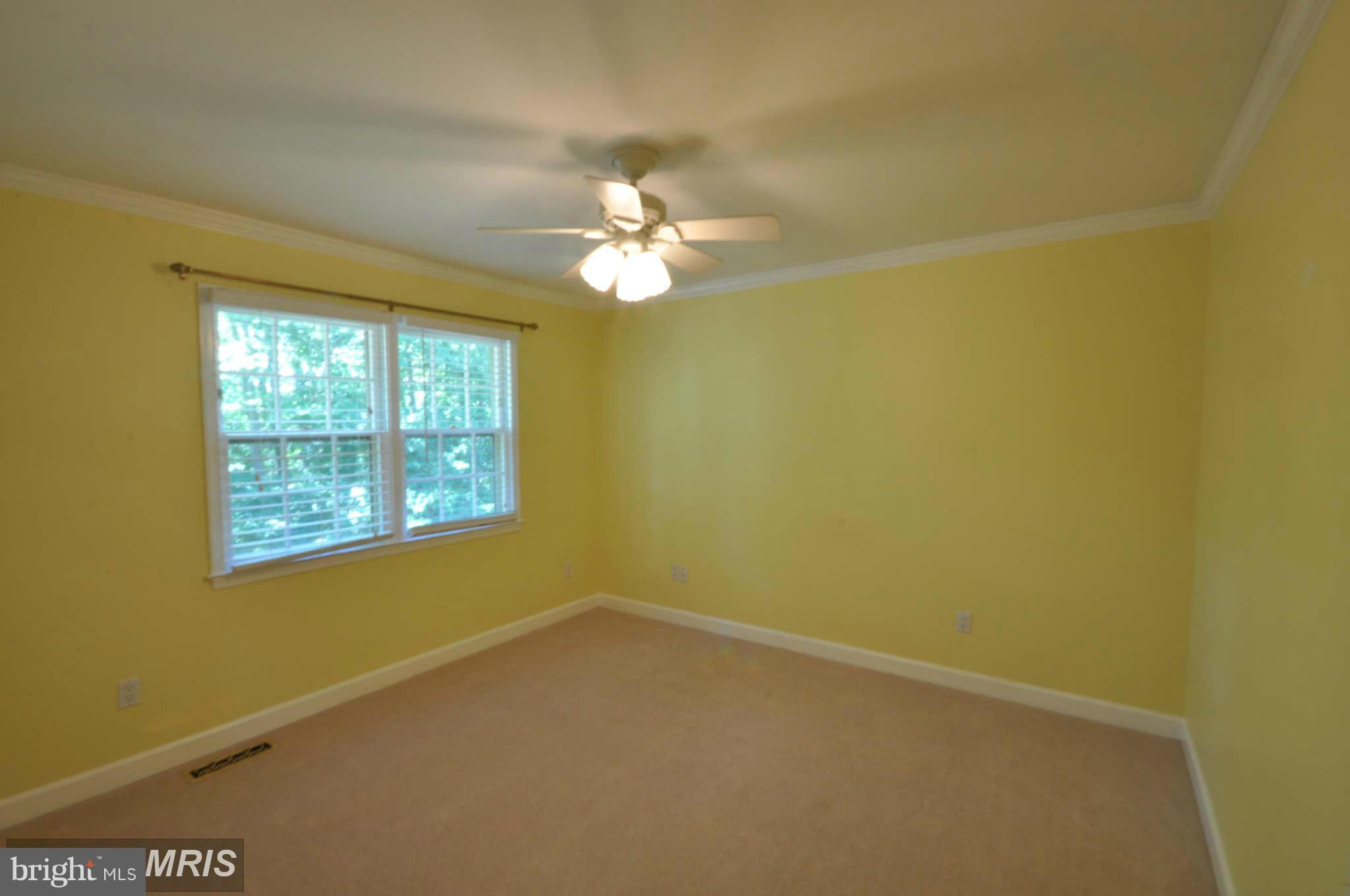 LANGLEY OAKS - Residential Lease