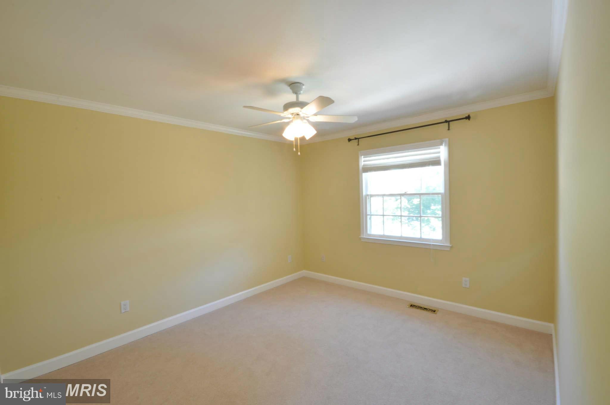 LANGLEY OAKS - Residential Lease