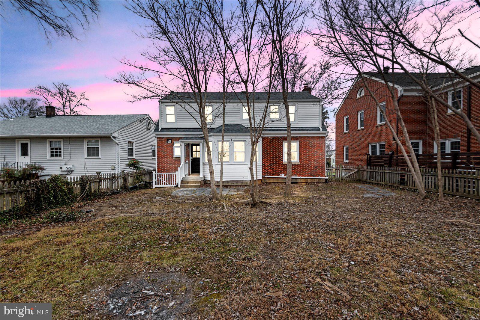 COLLEGE HEIGHTS - Residential