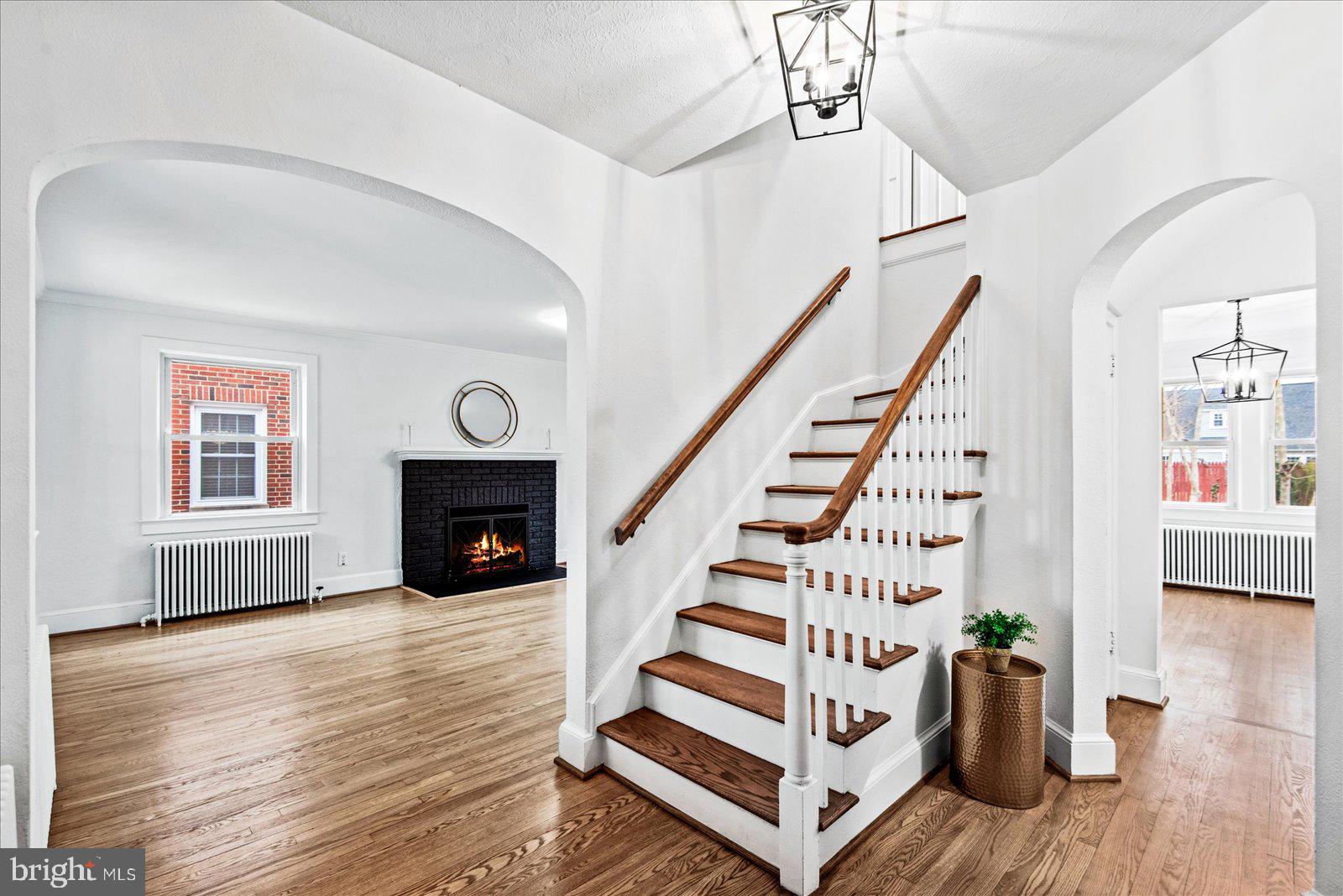 COLLEGE HEIGHTS - Residential