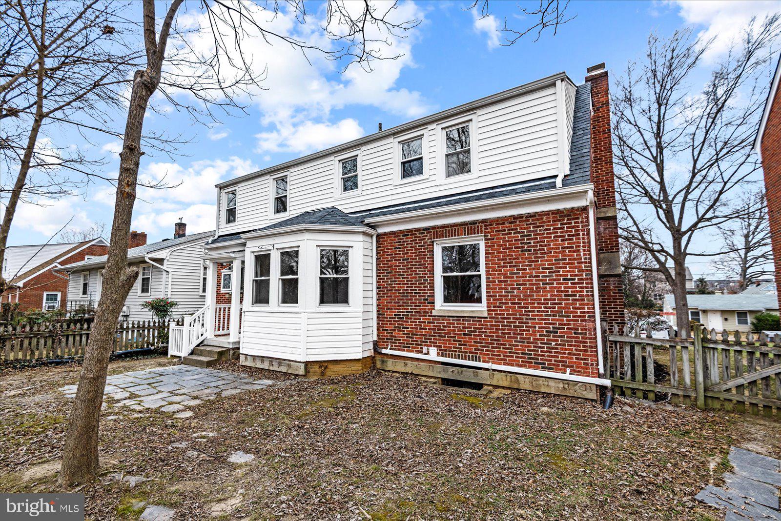 COLLEGE HEIGHTS - Residential