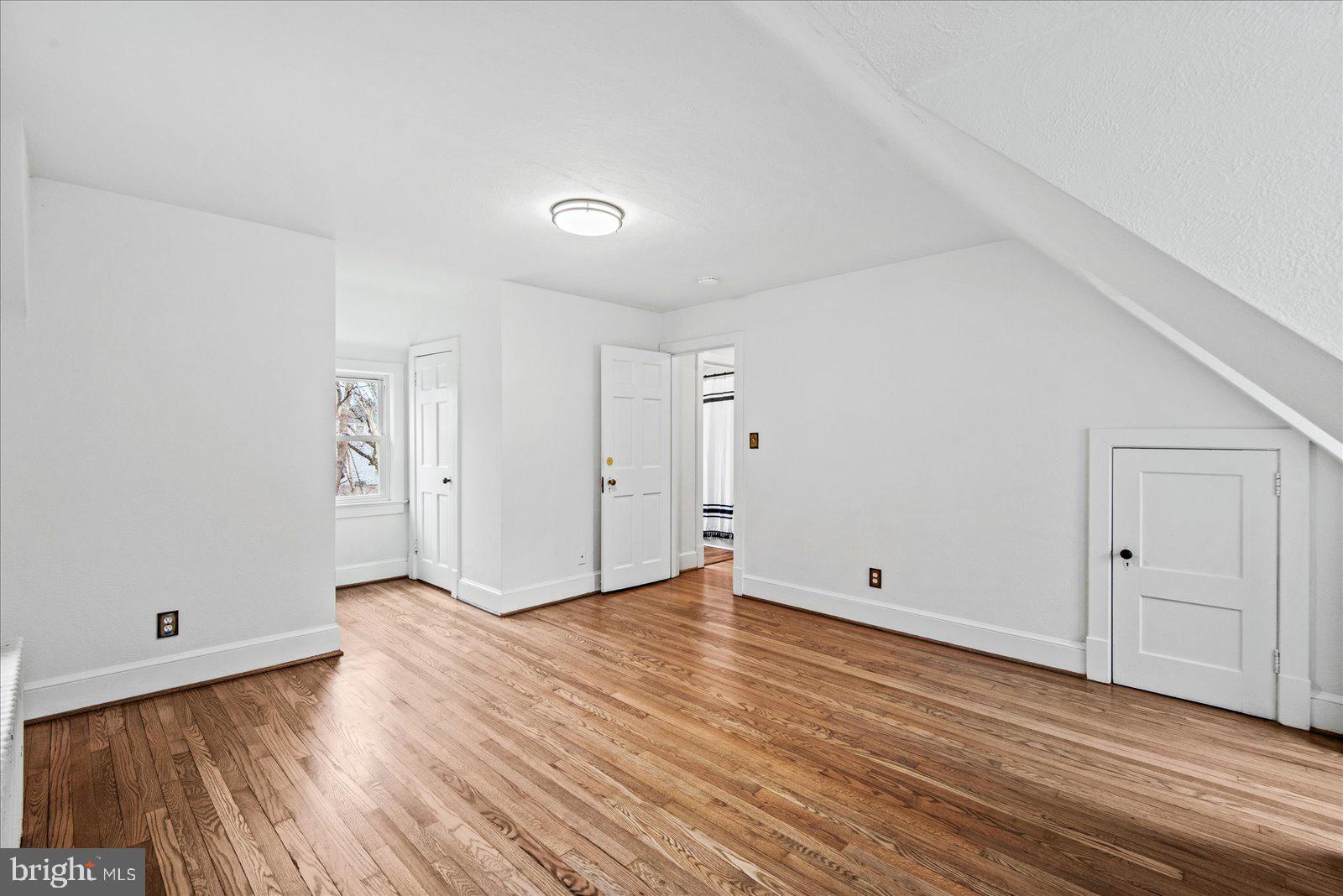 COLLEGE HEIGHTS - Residential