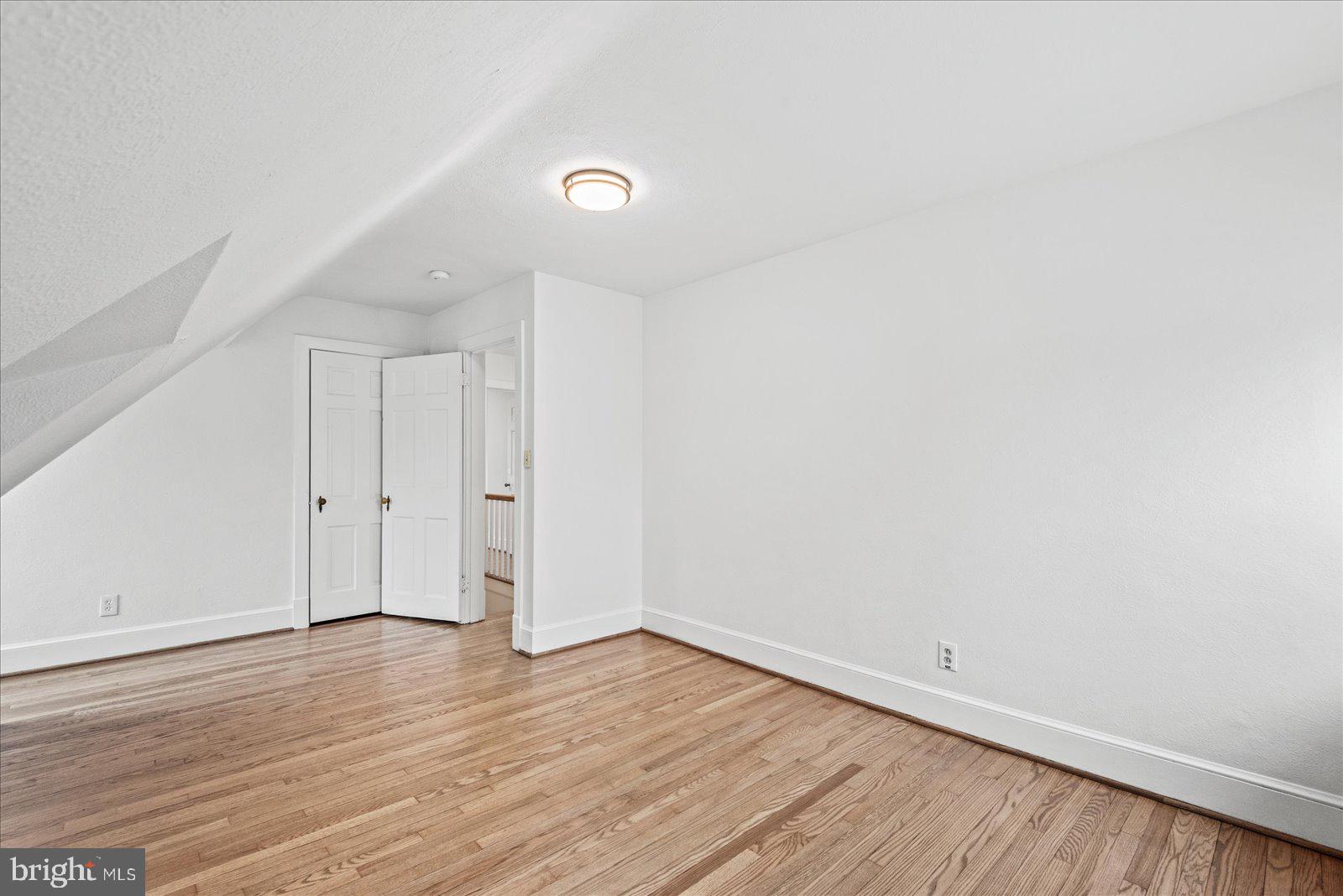 COLLEGE HEIGHTS - Residential