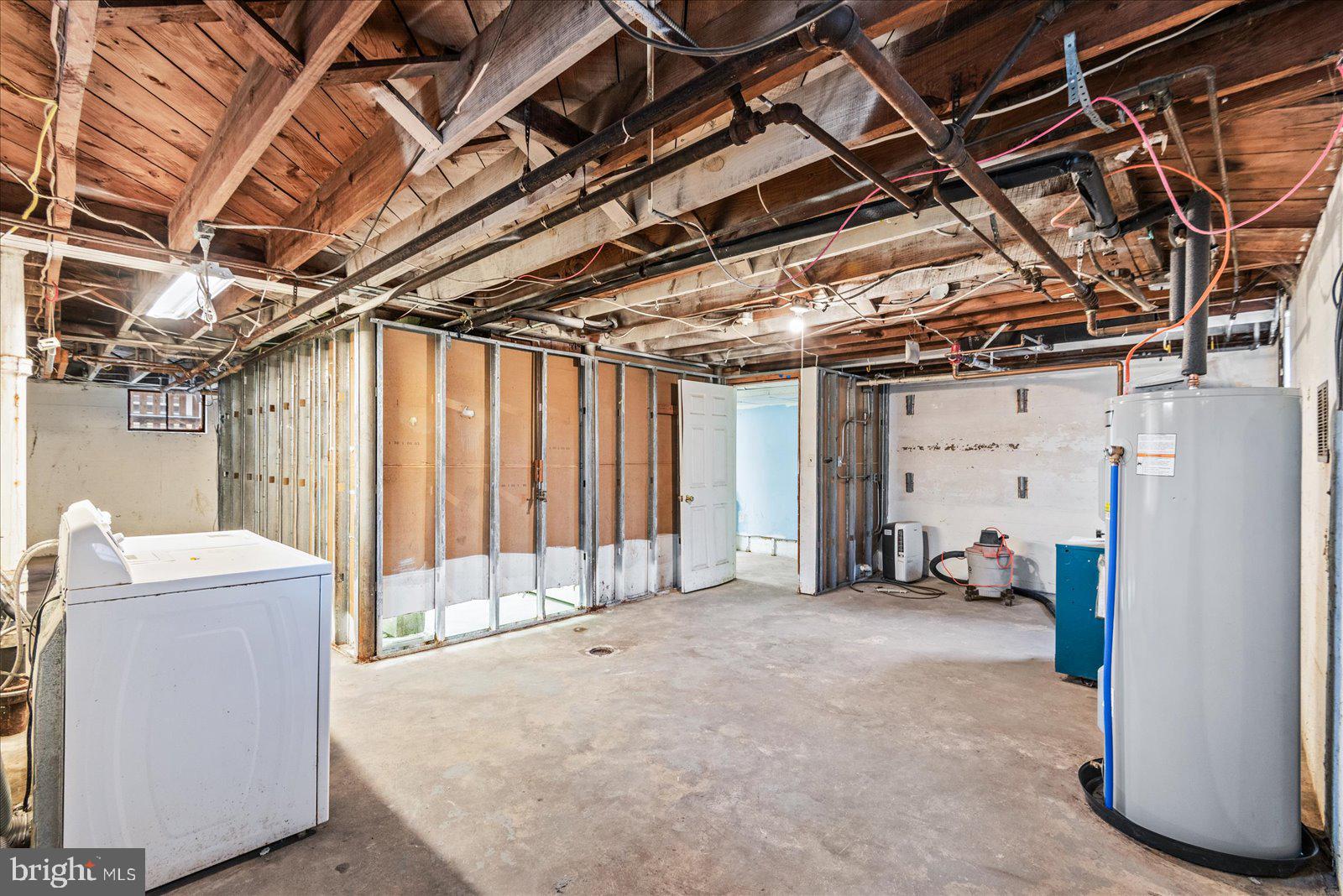 COLLEGE HEIGHTS - Residential