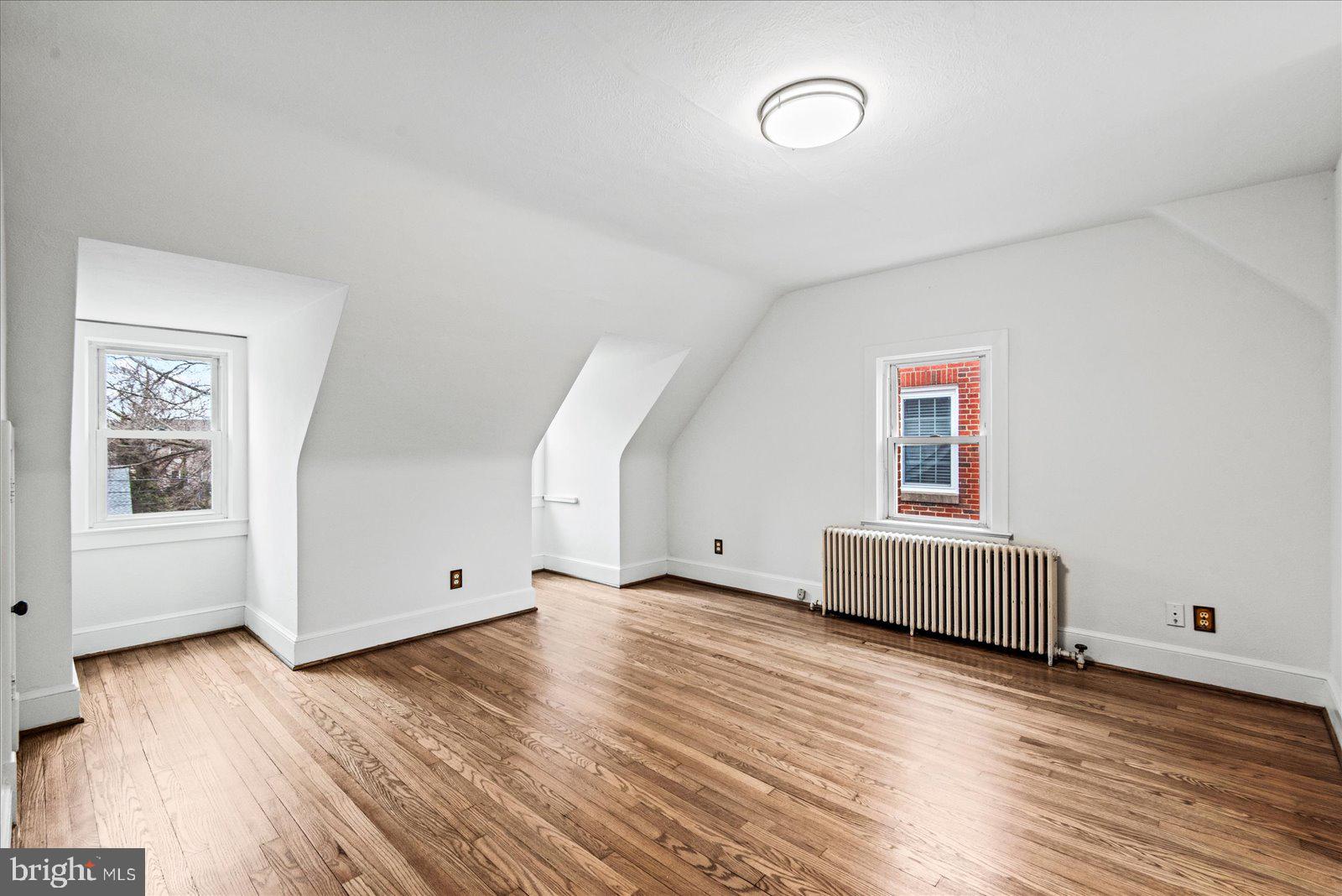 COLLEGE HEIGHTS - Residential