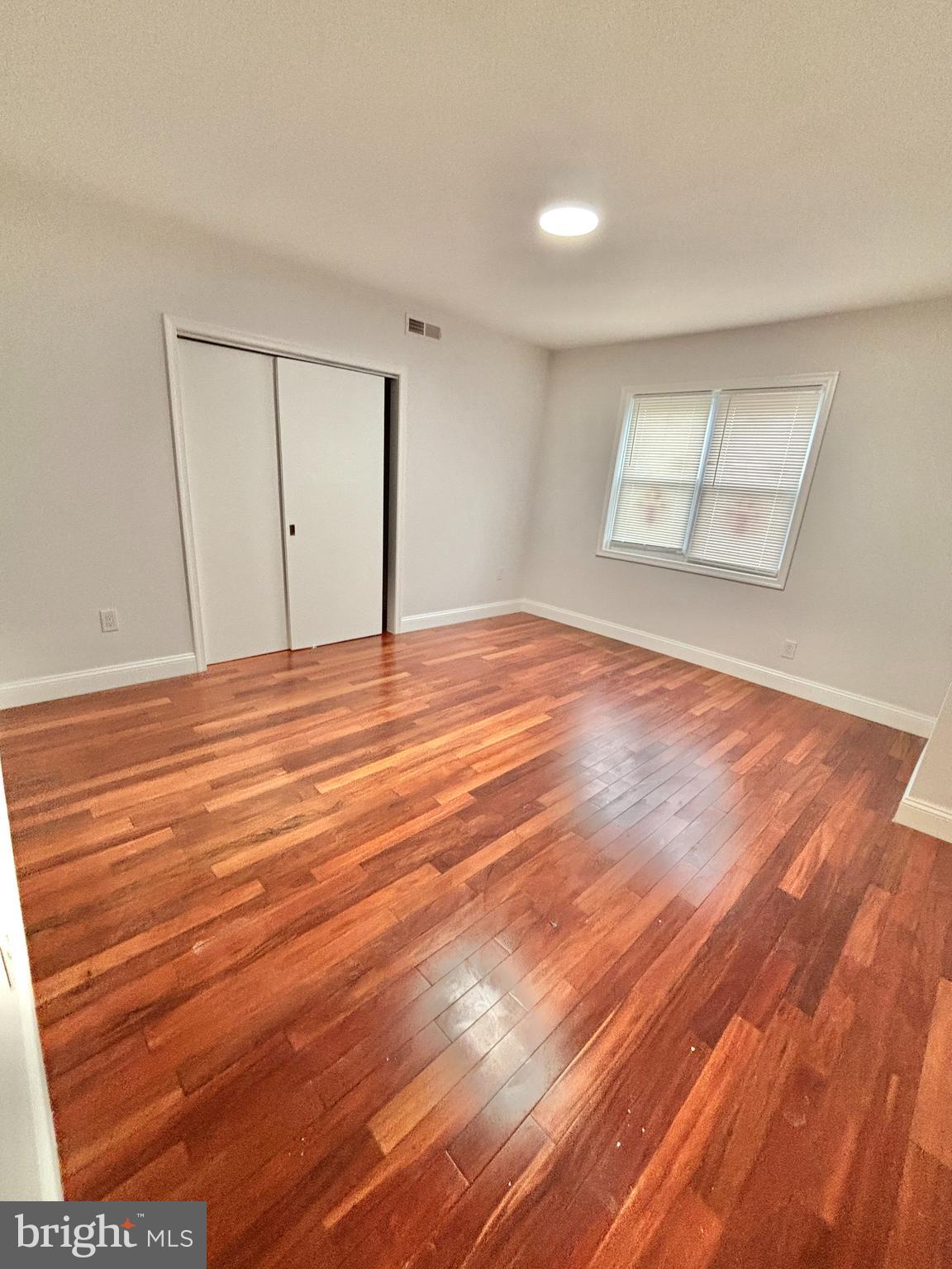 MAYFAIR - Residential