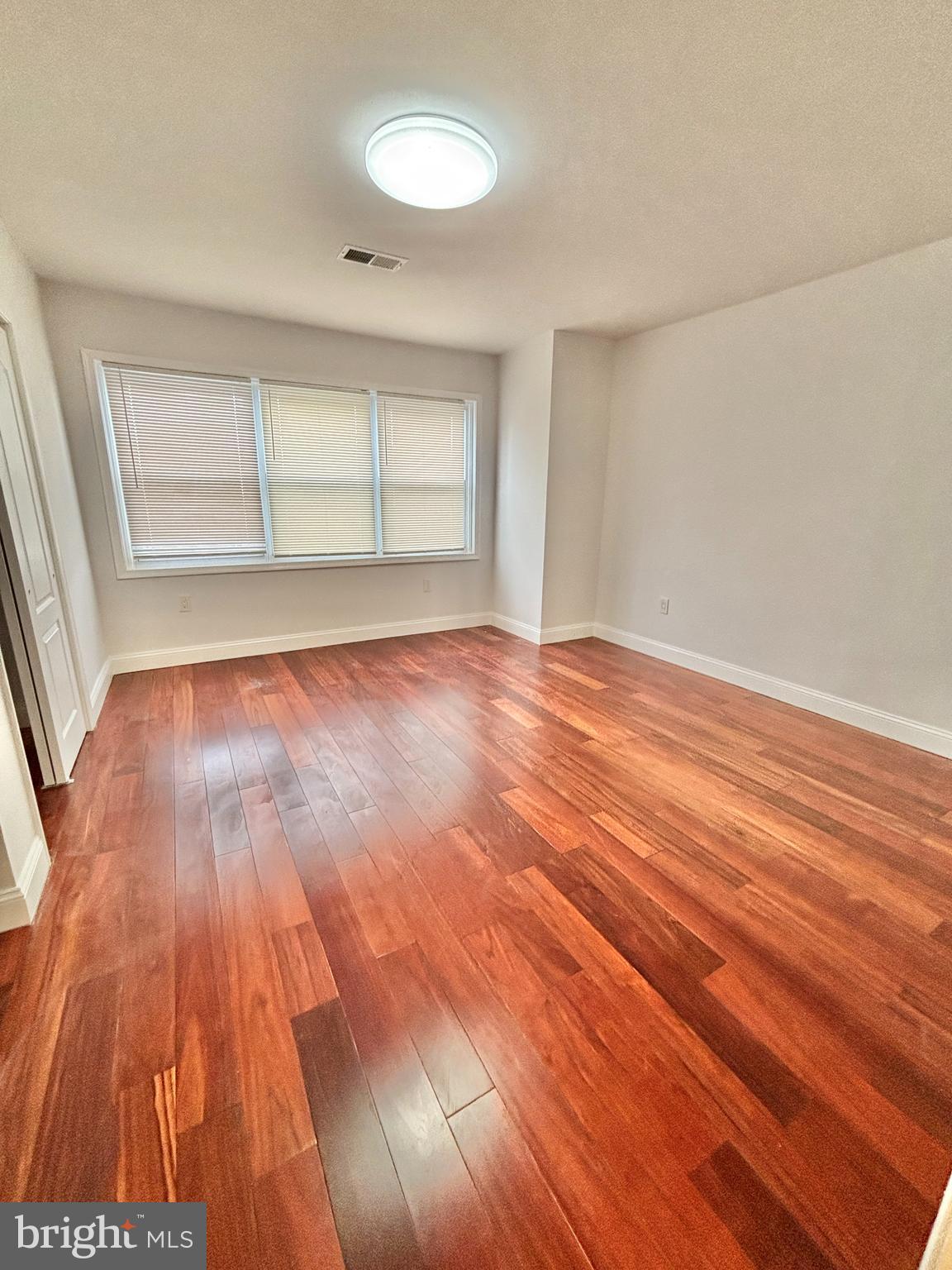 MAYFAIR - Residential