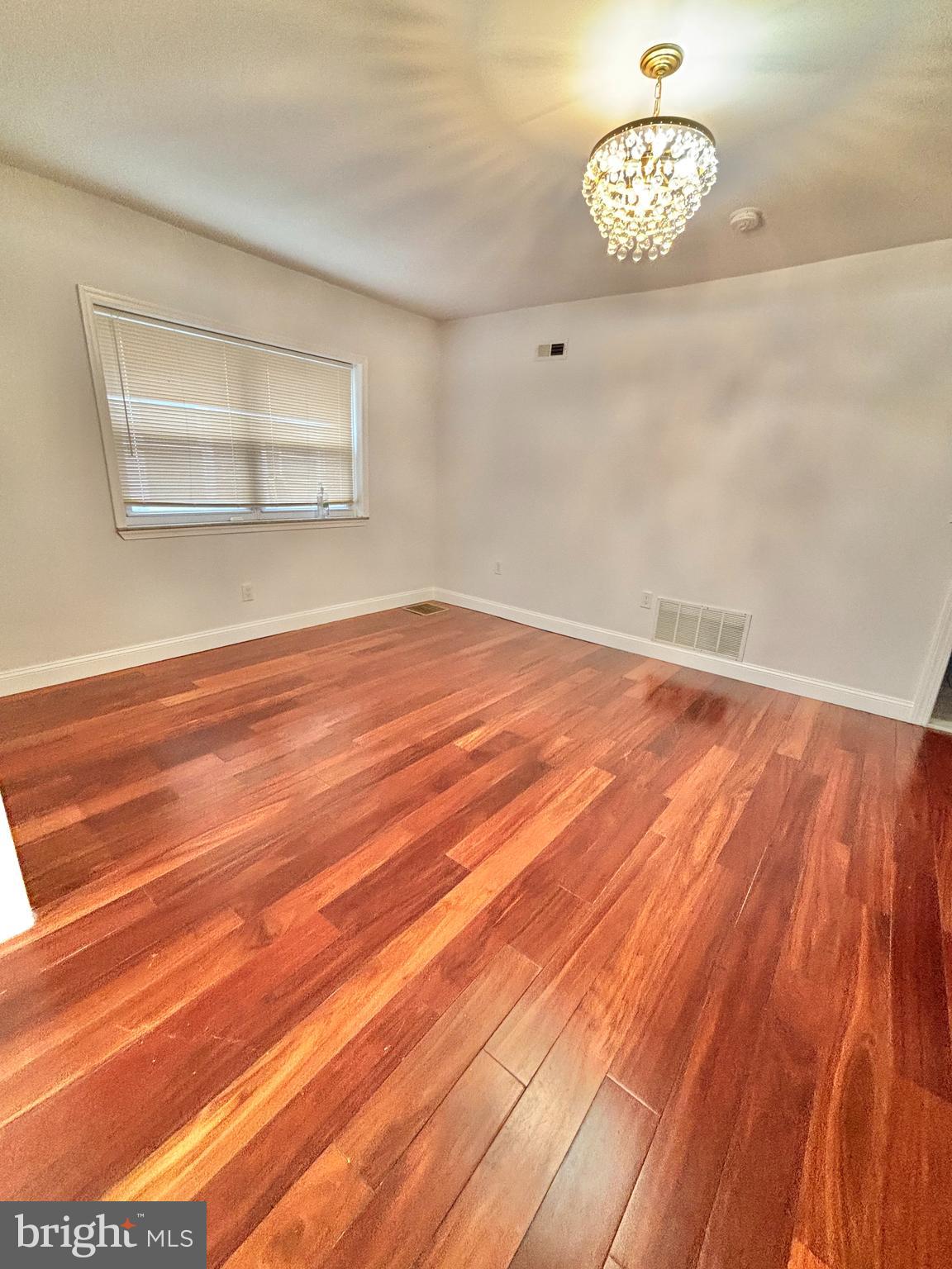 MAYFAIR - Residential