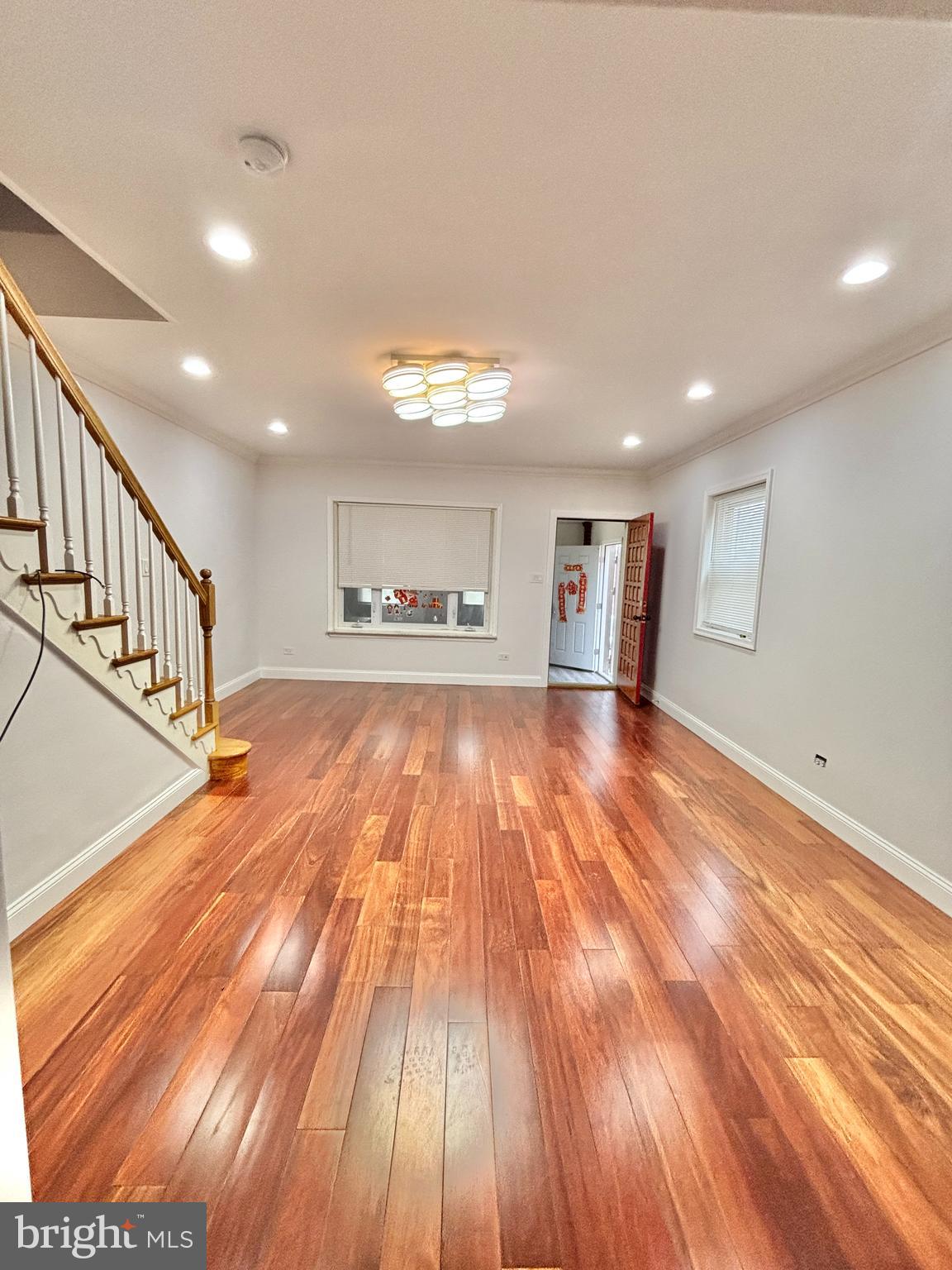 MAYFAIR - Residential