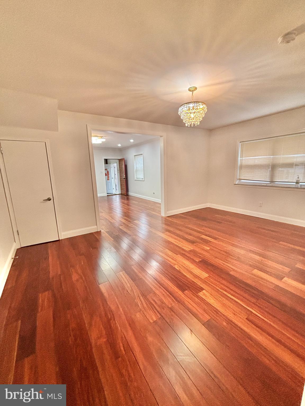 MAYFAIR - Residential