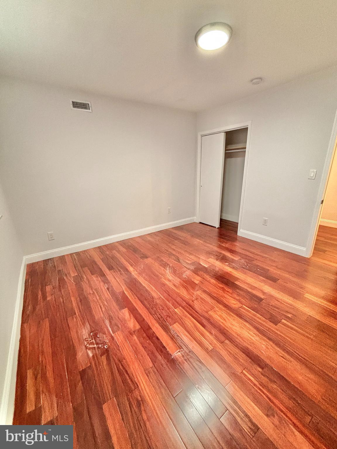 MAYFAIR - Residential