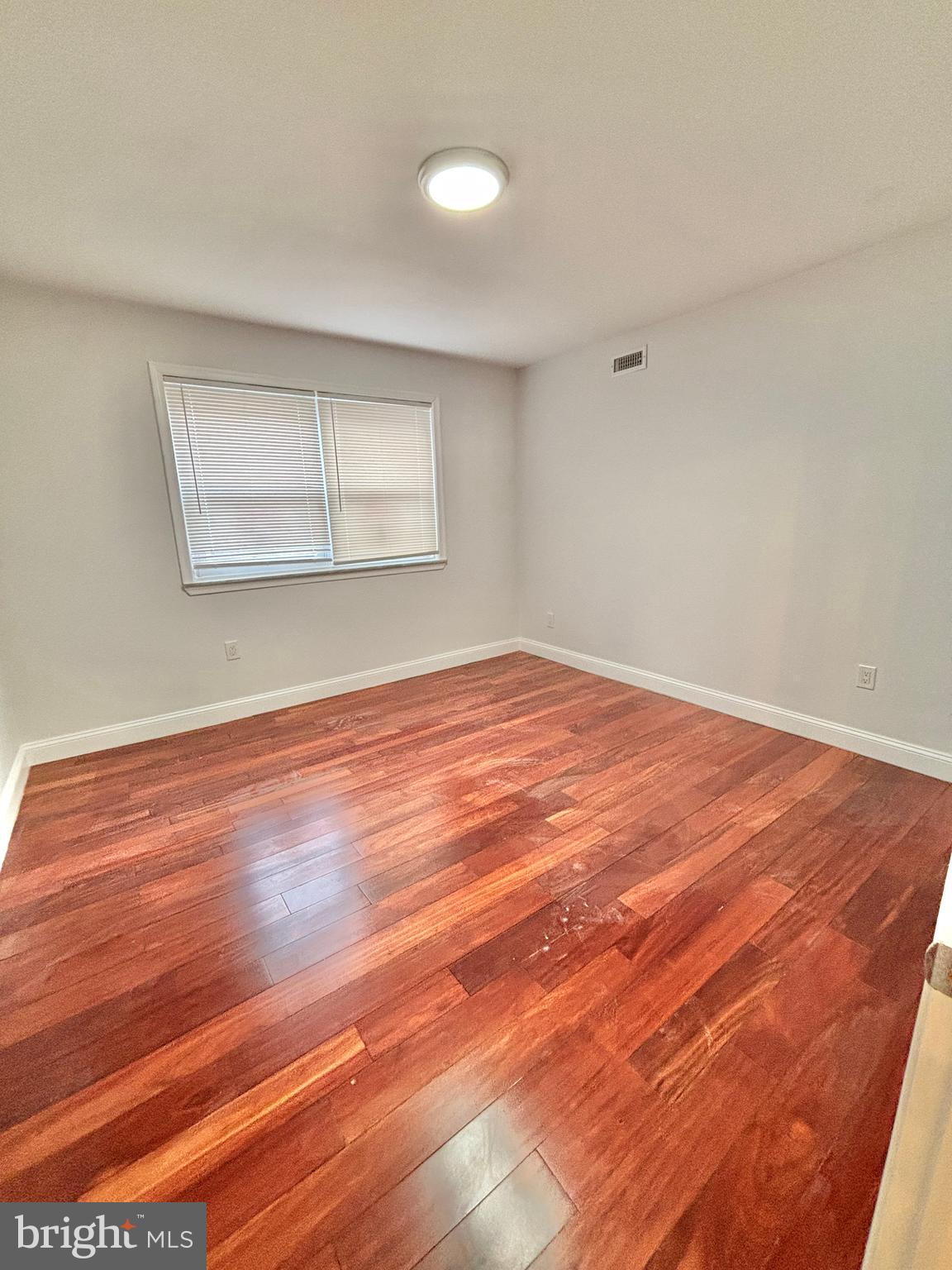 MAYFAIR - Residential